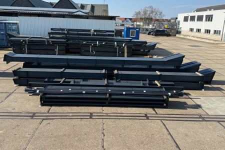 19.00 x 50.00m (950m²)